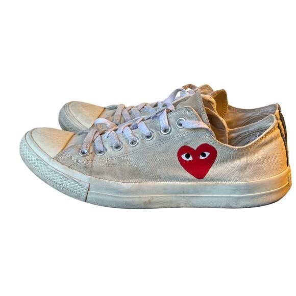 Comme des Garçons play x Converse Play Heart Low Tops Men's 9 | Women's 11 - Picture 4 of 10